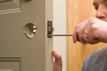  Santa Ana Locksmith Service Santa Ana, CA 714-548-3016